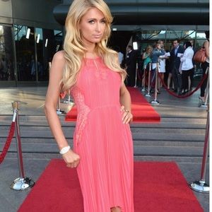 BCBGMAXAZRIA
BCBG MAXAZRIA MARYELLA DEEP CORAL